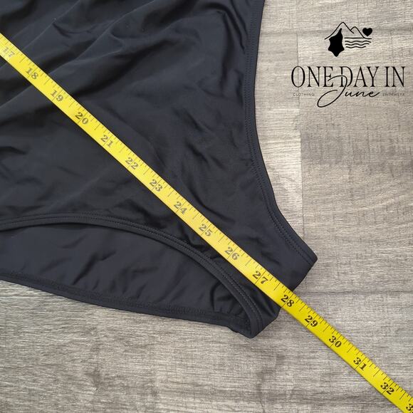 Cupshe V Front Tummy Control One Piece Swimsuit Size L - Picture 6 of 7